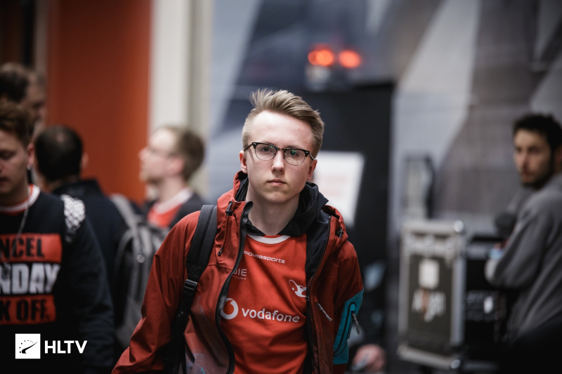 资讯没有竞技分奴与人机的绝地求生能多快乐