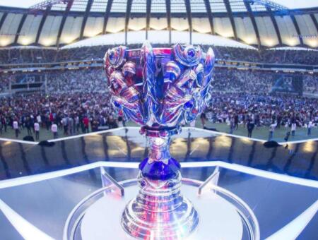 确认晋级登峰组且战胜BLG，LGD：兄弟们，登峰组见！